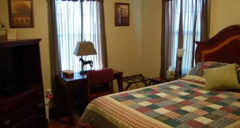 Couple Suite Room 6