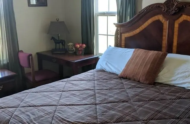 Couple Suite Room 6