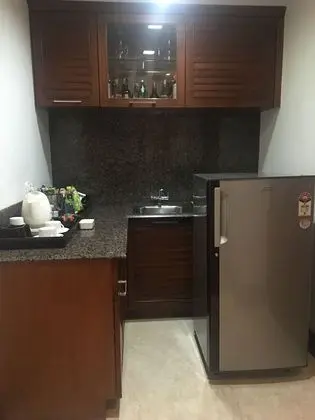 Standard Süit, 1 En Büyük (King) Boy Yatak (One Bedroom Studio Suite)