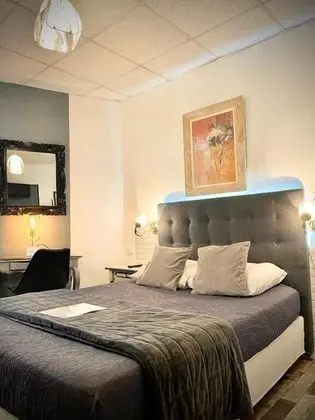 Comfort Tek Büyük Yataklı Oda