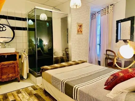 Comfort Tek Büyük Yataklı Oda