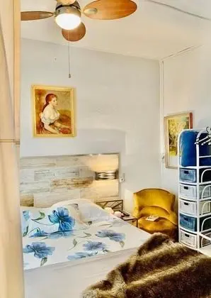Comfort Tek Büyük Yataklı Oda