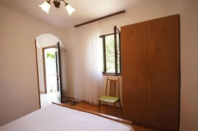 Ev (Paulo1 - peacefull and charming - H(2)