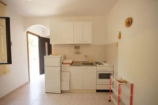 Ev (Paulo1 - peacefull and charming - H(2)