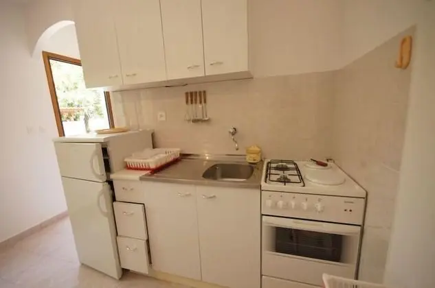 Ev (Paulo1 - peacefull and charming - H(2)