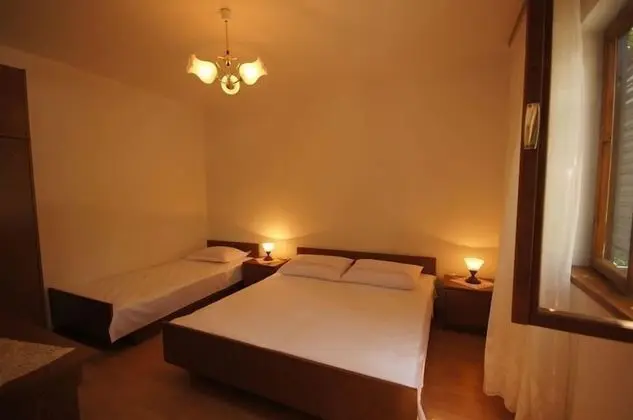 Ev (PAULO2 - great location near the sea )