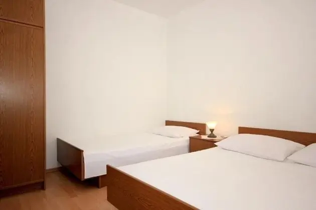 Ev (PAULO2 - great location near the sea )