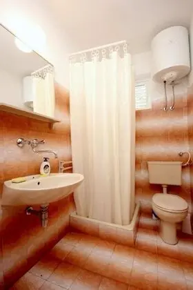 Ev (PAULO2 - great location near the sea )