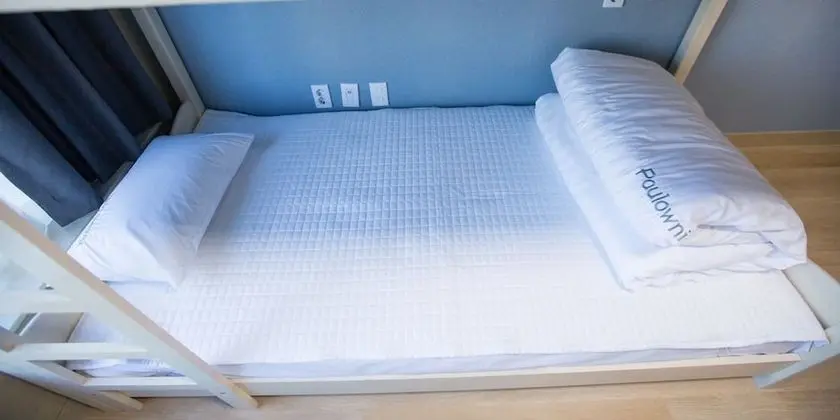 Ortak Ranzalı Oda, Sadece kadınlar için (4 persons)