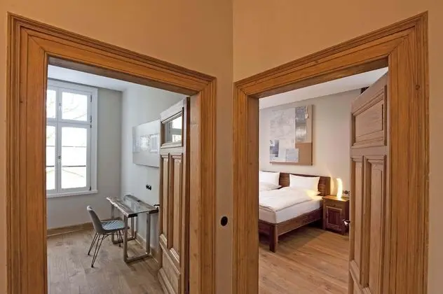 Apart Daire, Ek Bina (Dependance)