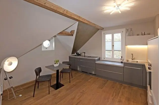 Apart Daire, Ek Bina (Ehringhausen)