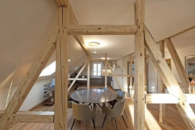 Apart Daire, Ek Bina (Ehringhausen)