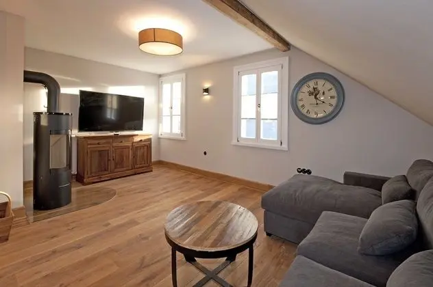 Apart Daire, Ek Bina (Ehringhausen)