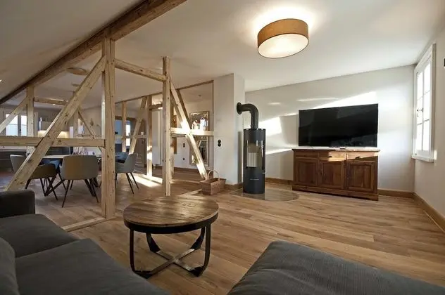 Apart Daire, Ek Bina (Ehringhausen)