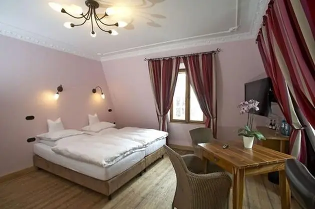 Comfort Tek Büyük Yataklı Oda (Paulus)