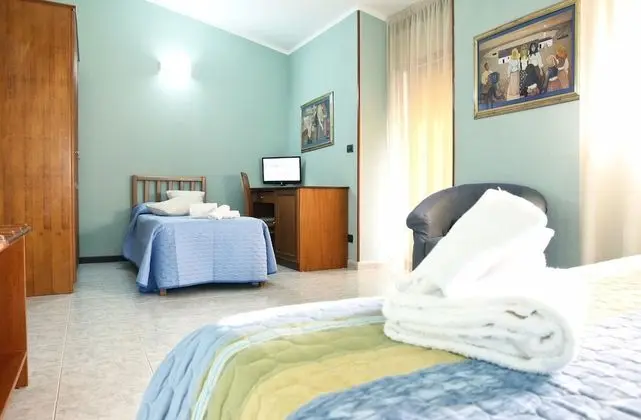 Standard Üç Kişilik Oda