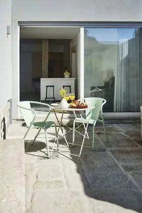 Apart Daire, Veranda