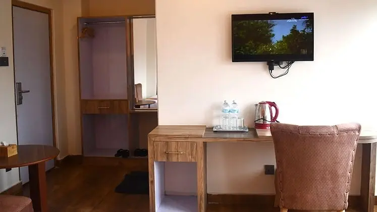 Deluxe Tek Büyük Yataklı Oda