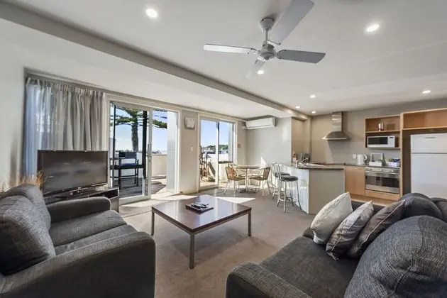 Apart Daire, 2 Yatak Odası, Kısmi Deniz Manzaralı