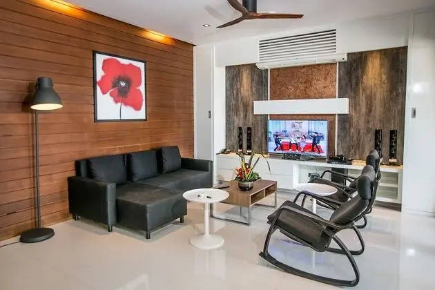 3 Bedroom Pavilion Beach Front Pool Residence