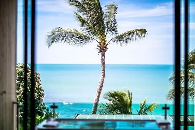 3 Bedroom Pavilion Beach Front Pool Residence