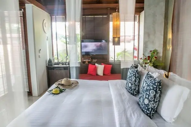 Grand Pool Villa