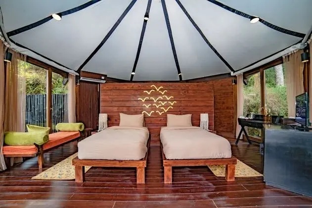 Grand Villa