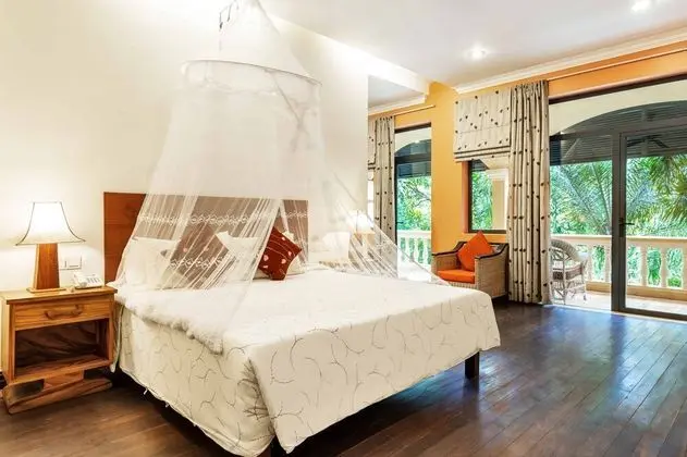 Family Suite with Pool view
