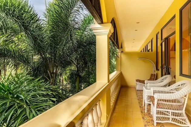 Family Suite with Pool view