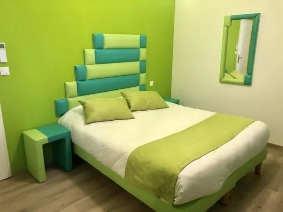 Comfort Tek Büyük Yataklı Oda, Banyolu/Duşlu, Kanal Manzaralı