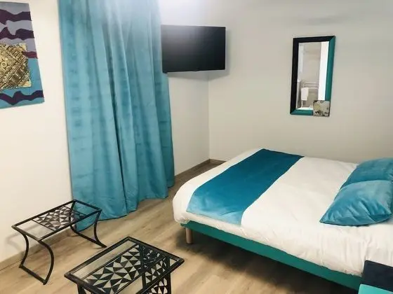 Comfort Tek Büyük Yataklı Oda, Banyolu/Duşlu, Kanal Manzaralı