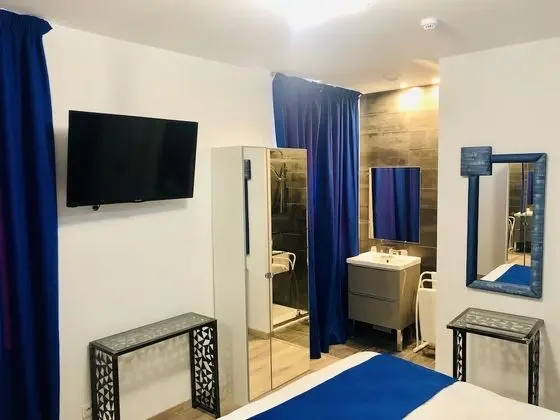 Comfort Tek Büyük Yataklı Oda, Banyolu/Duşlu, Kanal Manzaralı