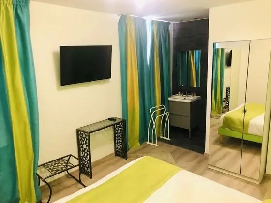 Comfort Tek Büyük Yataklı Oda, Banyolu/Duşlu, Kanal Manzaralı