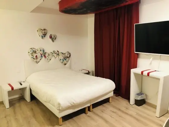 Honeymoon Süit, Banyolu/Duşlu, Kanal Manzaralı (Baignoire 2 Personnes)