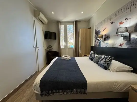 Comfort Tek Büyük Yataklı Oda, Teras, Deniz Manzaralı