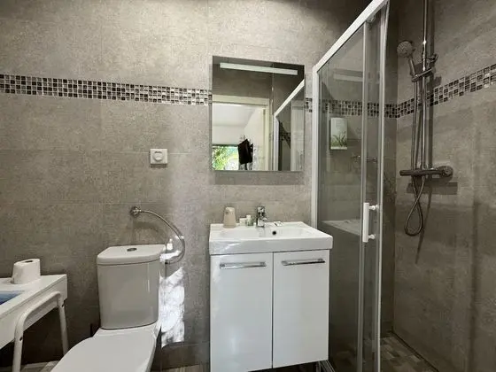 Standard Tek Büyük Yataklı Oda, Bahçe Manzaralı