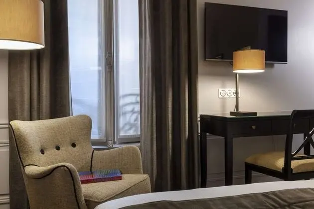 Executive Tek Büyük Yataklı Oda