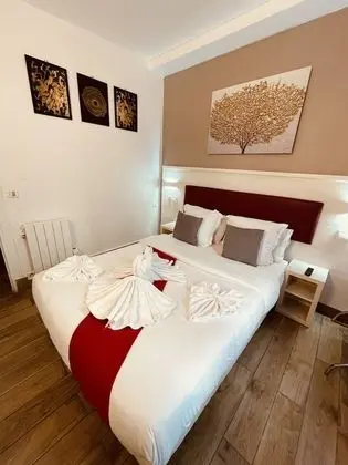 Tek Büyük Yataklı Oda