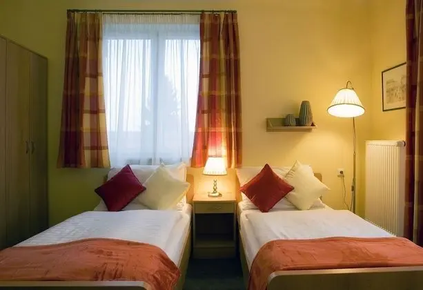 İki Ayrı Yataklı Oda