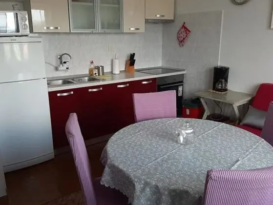 Apart Daire (Pavo - 80 m from beach - A1(5))