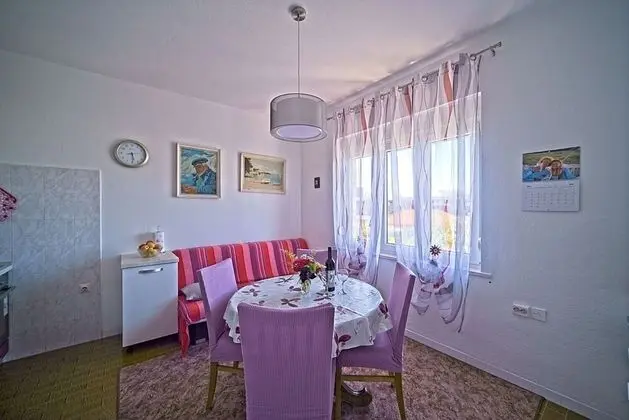 Apart Daire (Pavo - 80 m from beach - A1(5))