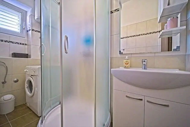 Apart Daire (Pavo - 80 m from beach - A1(5))