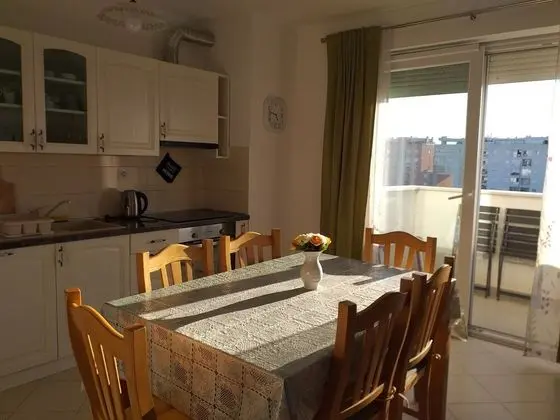 Apart Daire, 2 Yatak Odası, Sigara İçilebilir, Balkon