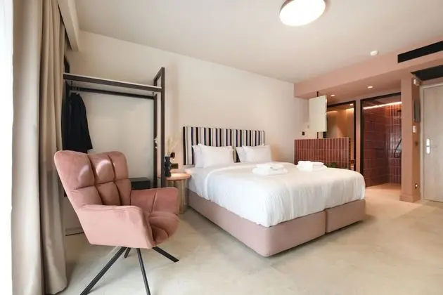 Classic Stüdyo, Şehir Manzaralı