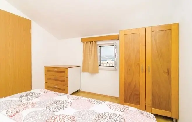 Apart Daire (Pavo - comfortable with parking space)