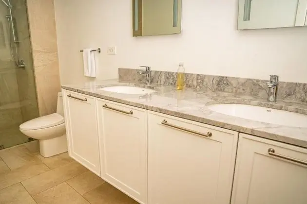 Deluxe Ev, Özel Banyo, Deniz Manzaralı (1B)