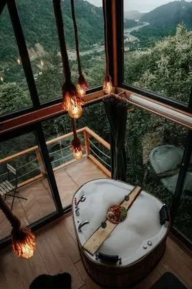 King Suite Room 2