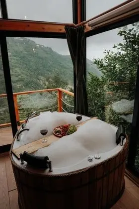 King Suite Room 2