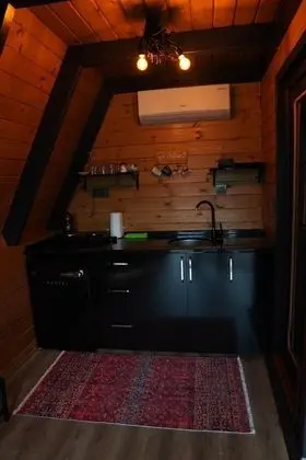 King Suite Room  4