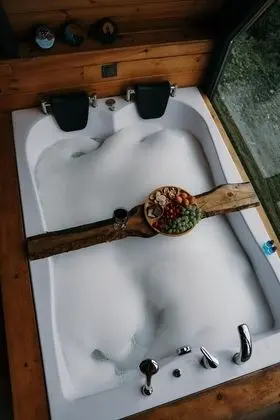 Jakuzili King 4 Suite Oda